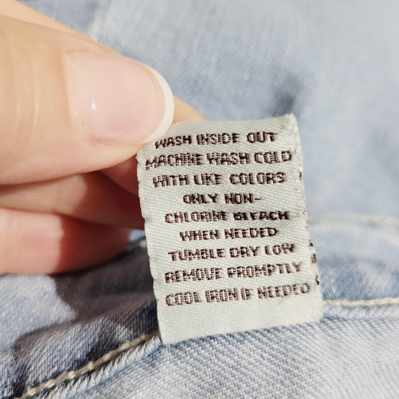 HOT KISS Y2K Denim Button Skylar Skirt Women's Size Medium Cotton Blend Stretch - Picture 9 of 9